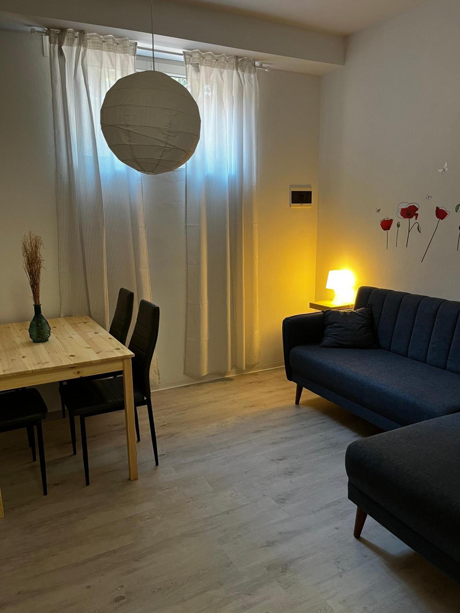 イゾラApartma Sunnyアパートメント エクステリア 写真
