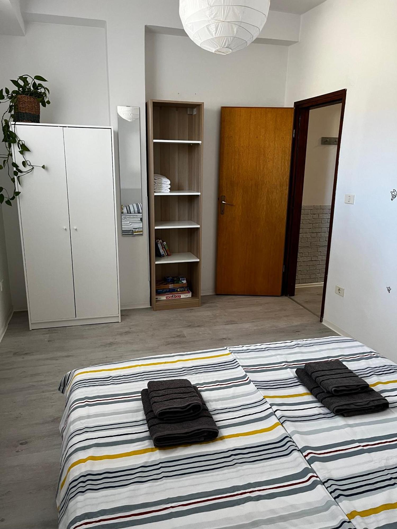 イゾラApartma Sunnyアパートメント エクステリア 写真